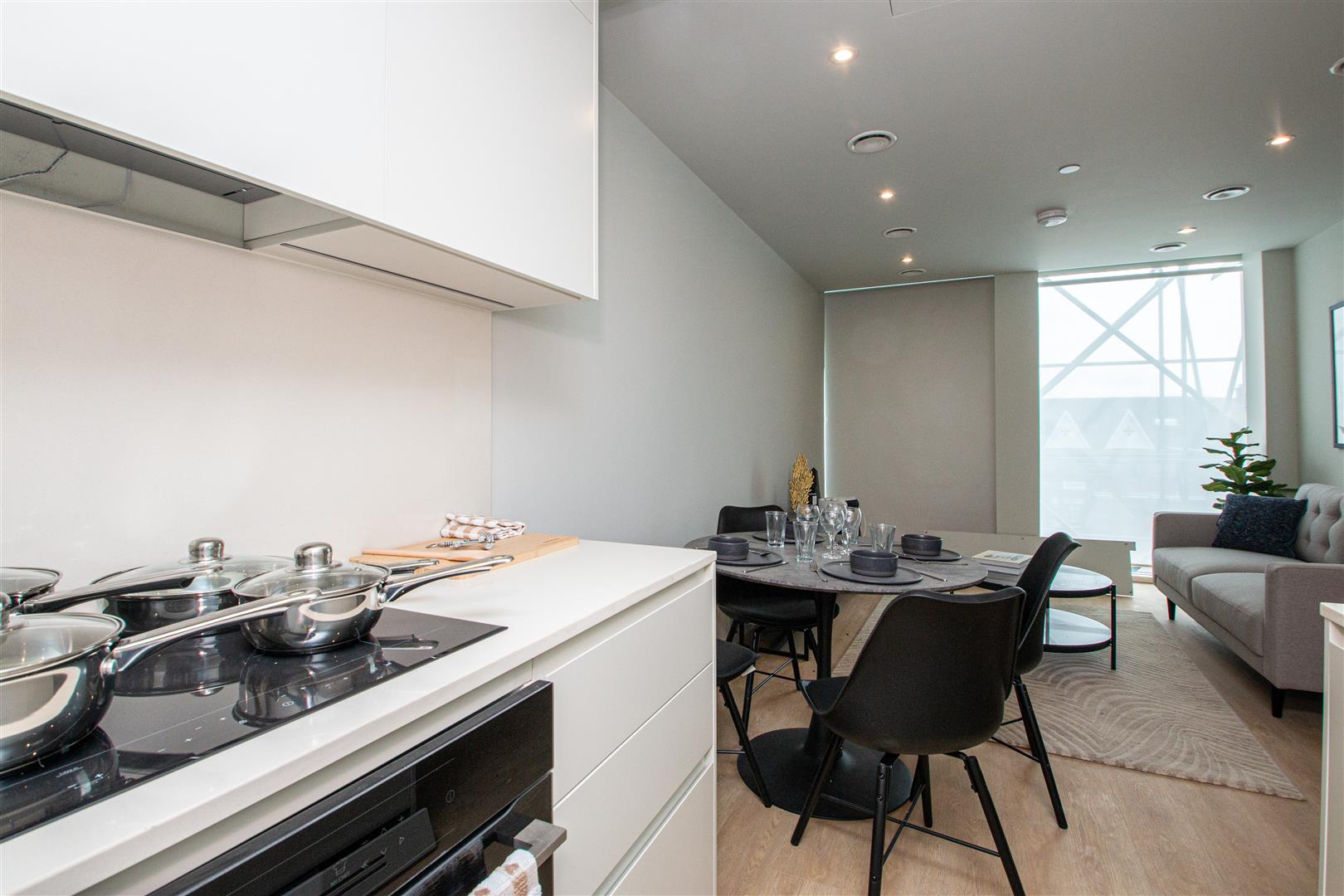 785 Bath Road, Hounslow